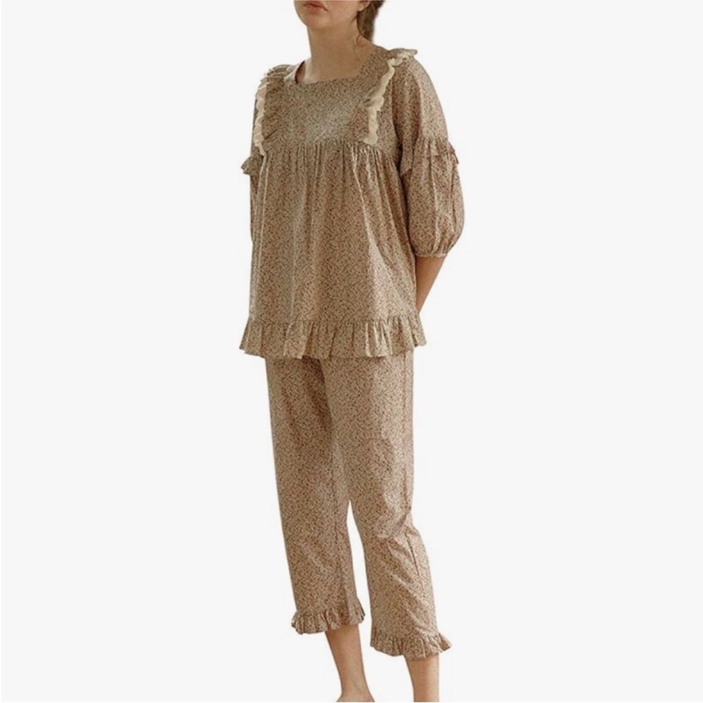 Women's Beige Floral Ruffle Lounge Pajama Set